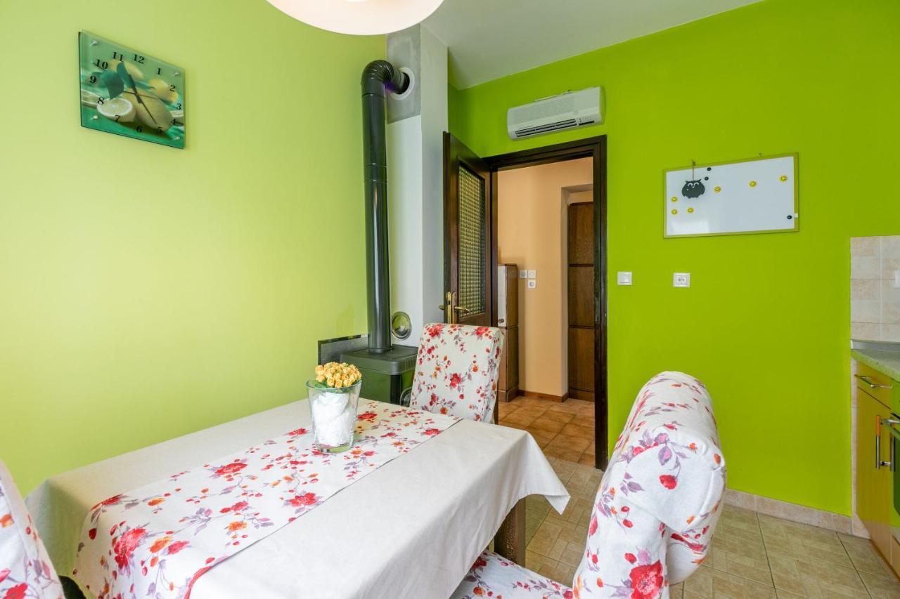 Apartments Zec Selce Ngoại thất bức ảnh